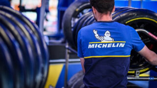 「FIMスーパーバイク世界選手権」の独占サプライヤーに