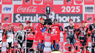鈴鹿8耐の表彰台